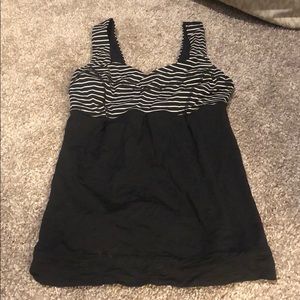 Lululemon tank 4